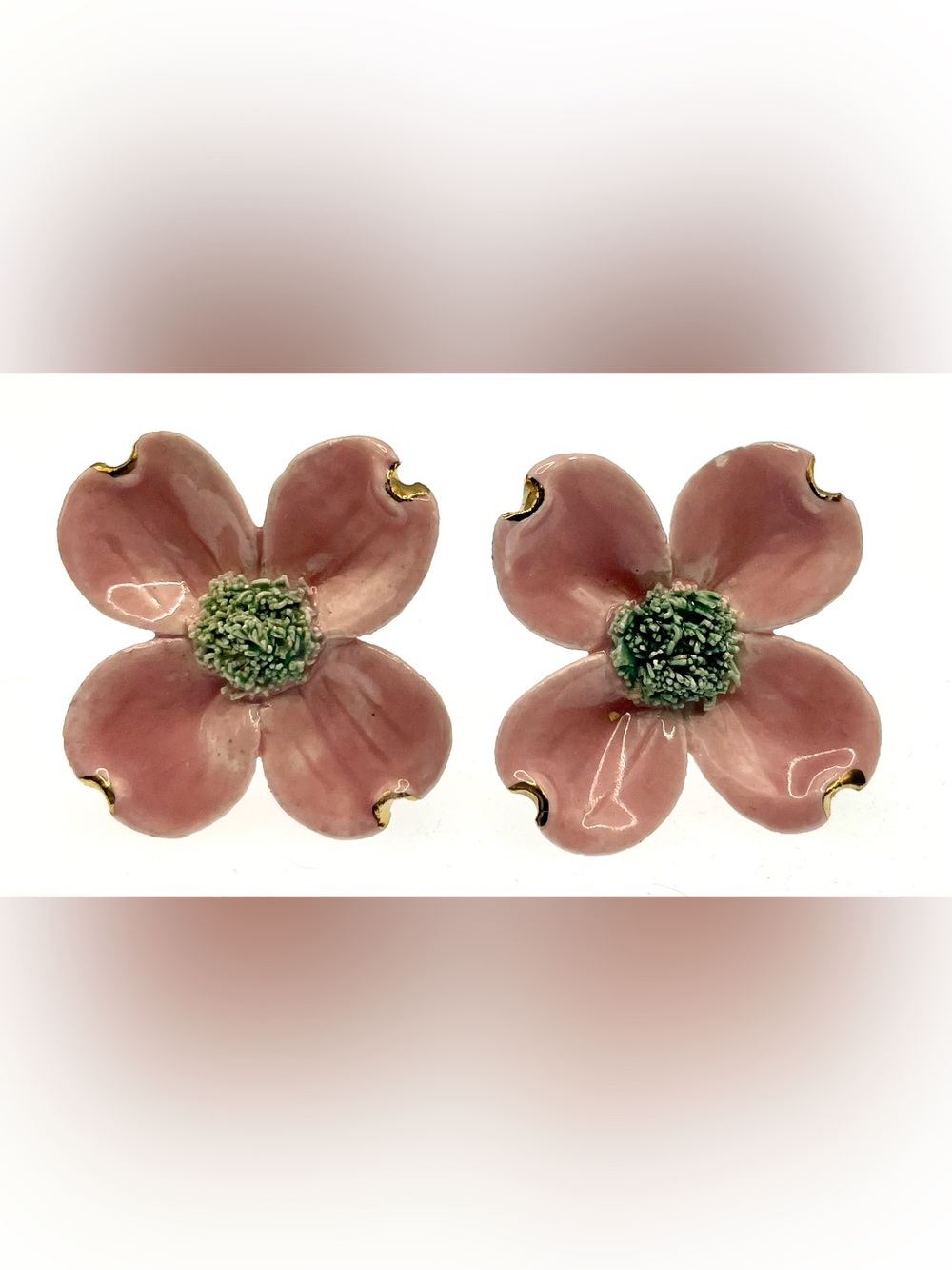 Vintage Ceramic Flower Screw Back Earrings Pink Green Floral Unmarked 1970s